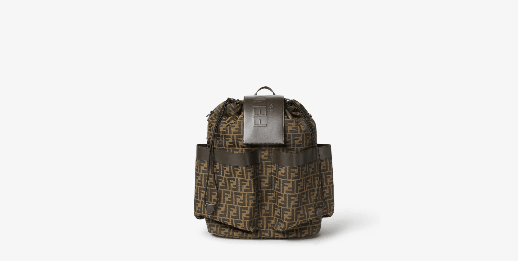 Fendi Strike grand format